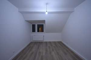 BEZUGSFREI! Saniertes Apartment mit moderner Ausstattung & Wohnküche – Siemensstraße 44, 40227 Oberbilk, Düsseldorf – Vorschaubild 4