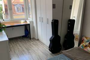 Schöne, zentral gelegene 3-Zimmer-Wohnung - sehr gut für eine WG geeignet! – Klinkerberg 2, 86152 Stadtjägerviertel, Augsburg – Vorschaubild 5