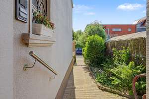 Charmante Stadtvilla mit großem Grundstück und vielseitigen Nutzungsmöglichkeiten – Die vollständige Adresse der Immobilie erhältst du vom Anbieter., 76199 Rüppurr, Karlsruhe – Vorschaubild 17