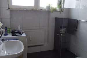 Ludwigsburg- Hoheneck - Helle und gut geschnittene 3 1/2 Zi.-Whg., EG, EBK, HM-Service, Einzelgarage – Die vollständige Adresse der Immobilie erhältst du vom Anbieter., 71642 Hoheneck, Ludwigsburg – Vorschaubild 9