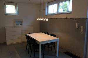Moderne, voll möblierte Souterrainwohnung mit separatem Eingang in Darmstadt-Arheilgen – Die vollständige Adresse der Immobilie erhältst du vom Anbieter., 64291 Arheilgen, Darmstadt – Vorschaubild 3