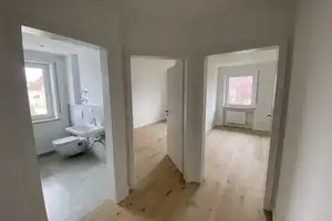 Nach WEG aufgeteilt | Schönes MFH zur Anlage mit 7 Wohnungen, neue Heizung, neue Fenster – Freising (Kreis) – Vorschaubild 13