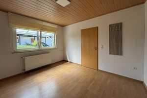 Modernisiertes Zuhause mit großem Garten und Garage am Waldrand – Lahn-Dill-Kreis – Vorschaubild 6
