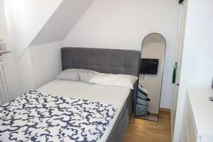KOMFORT WOHNUNG IN URDENBACH HELL UND RUHIG KOMPLETT LAMINAT WANNENBAD 2 ZIMMER / 3. ETAGE (DG) – Gänsestraße 38, 40593 Urdenbach, Düsseldorf – Vorschaubild 6