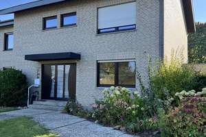 Doppelhaushälfte in Wadersloh! ZUSCHLAGEN! – Die vollständige Adresse der Immobilie erhältst du vom Anbieter., 59329 Wadersloh – Vorschaubild 2