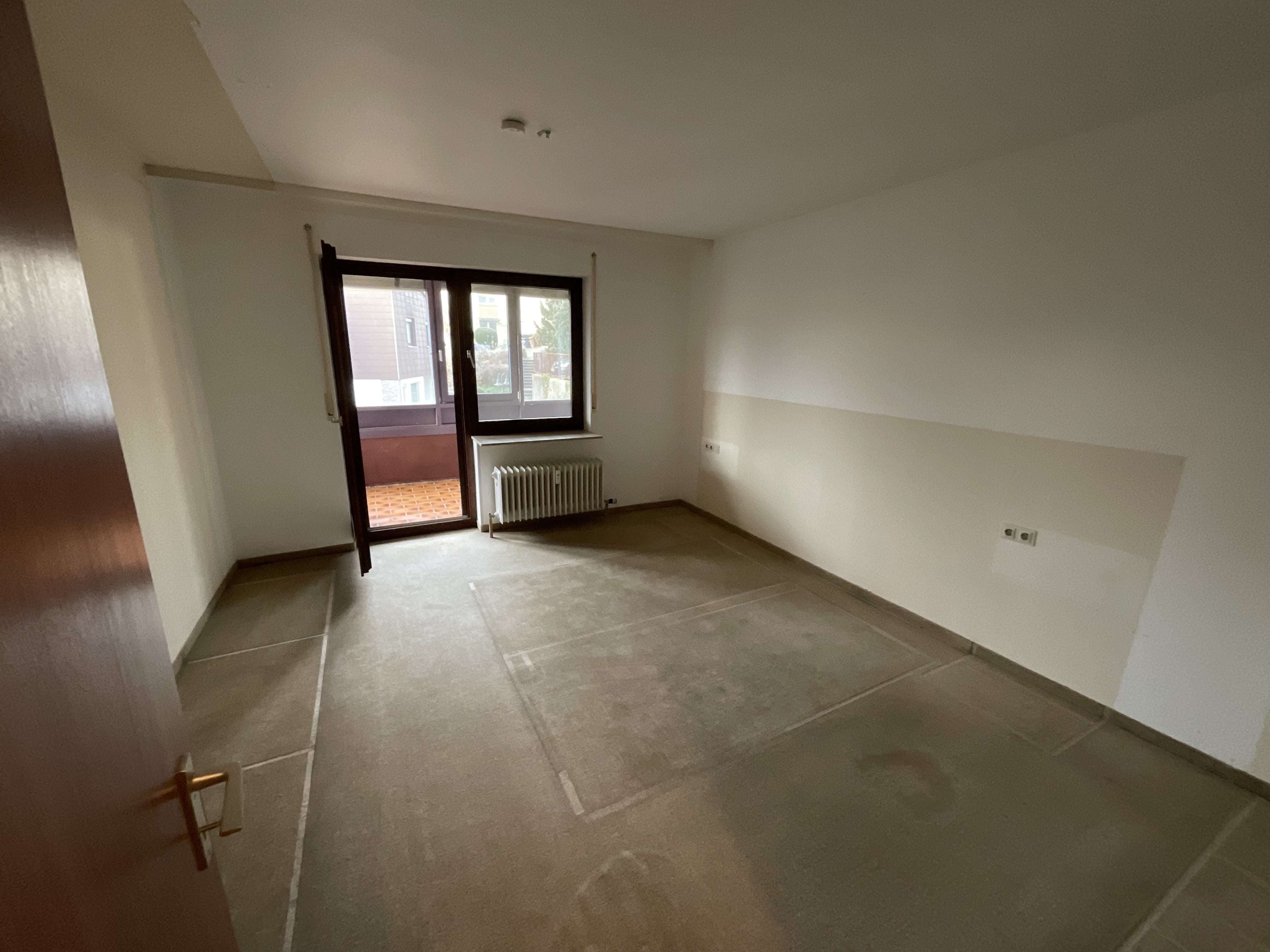 Immobilie in Altensteig - Attraktive 2 -Zimmer Wohnung mit Balkon - Bild 2