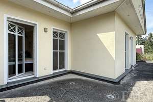 Großzügigkeit, Licht & Komfort – Repräsentative Villa | 11 Zimmer | 3 Garagen – Die vollständige Adresse der Immobilie erhältst du vom Anbieter., 14612 Falkensee – Vorschaubild 15