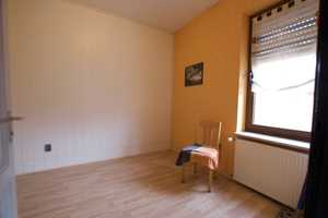 Brühl, bezugsfreies Wohnhaus + 3 Monteurzimmer + 1 Apartment + 1  Kiosk – Rhein-Erft-Kreis – Vorschaubild 8