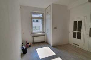 Top geschnittenes, gepflegtes Apartment mit Küche!! – Gustavstr. 2, 50937 Köln – Vorschaubild 2