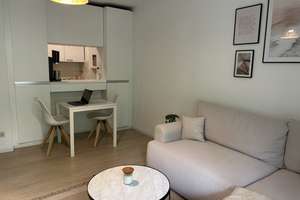 Charmante 2-Zimmer-Wohnung mit Balkon in guter Lage von Köln-Braunsfeld – Maarweg 86, 50933 Braunsfeld, Köln – Vorschaubild 4