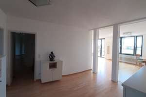 Wohnen mit Charakter: Großzügiges Apartment am Rheingoldplatz – Die vollständige Adresse der Immobilie erhältst du vom Anbieter., 68199 Neckarau, Mannheim – Vorschaubild 3
