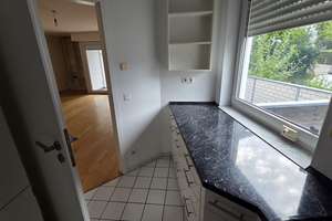 Charmante 3-Zimmer-Gartenwohnung mit großem Balkon in ruhiger Lage von Köln-Weidenpesch – Vulkanstr. 12, 50735 Weidenpesch, Köln – Vorschaubild 6