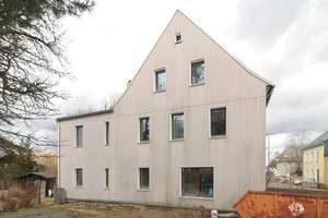 Entkernte Unternehmervilla mit viel Platz, aufteilbar oder Wohnen und Arbeiten unter einem Dach – Die vollständige Adresse der Immobilie erhältst du vom Anbieter., 95233 Helmbrechts – Vorschaubild 4