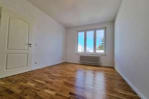 Penthouse-Feeling I Großzügige 2-Zimmer-Wohnung mit Wintergarten, Terrasse – Buckower Damm 189, 12351 Britz, Berlin – Vorschaubild 3