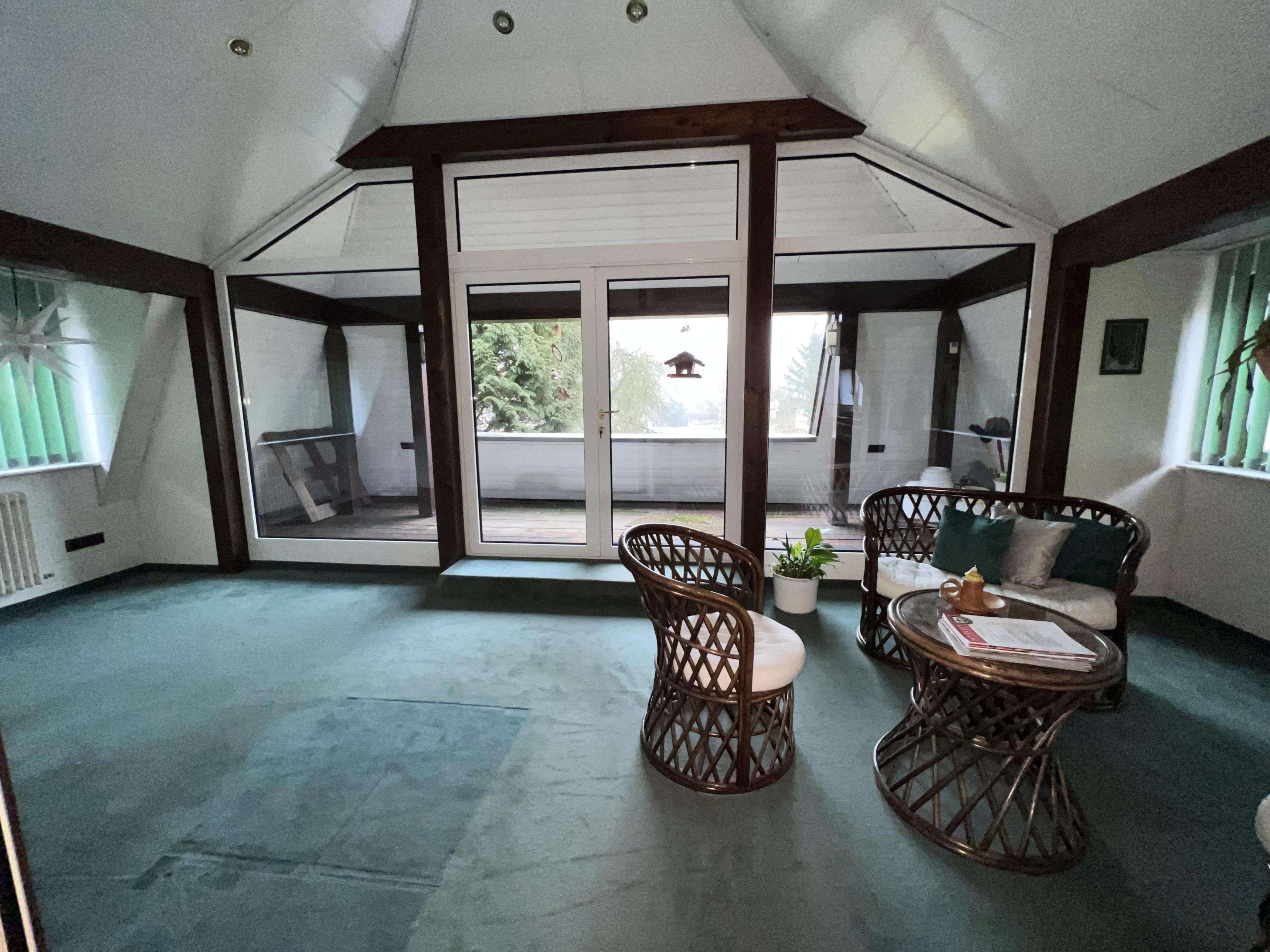 Immobilie in Neukirchen/Erzgebirge - Wohnen, Büro und Praxis in einem! - Bild 5