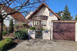 Wohnen mit Charakter: Einfamilienhaus in Schwieberdingen – Die vollständige Adresse der Immobilie erhältst du vom Anbieter., 70701 Schwieberdingen – Vorschaubild 1
