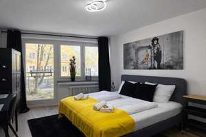 Luxuriöses 1-Zimmer Apartment voll möbliert inkl. Internet !!! Real Estate Hofmann !!! – Müllerstraße 2, 86153 Bleich und Pfärrle, Augsburg – Vorschaubild 4