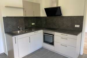 HELLE, ATTRAKTIVE 3-ZIMMER WOHNUNG, KÜCHE UND TIEFGARAGENSTELLPLATZ. DIREKT VON EIGENTÜMER – Kleinreuther Weg 76, 90408 Uhlandstraße, Nürnberg – Vorschaubild 8