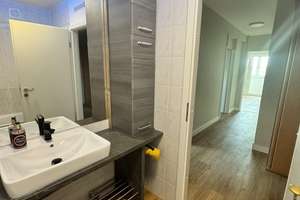 Herrenbach-Spickel: gut geschnittene 3 Zimmer-Wohnung mit Fernblick in guter Lage. Provisionsfrei! – Die vollständige Adresse der Immobilie erhältst du vom Anbieter., 86161 Wolfram-und Herrenbachviertel, Augsburg – Vorschaubild 9
