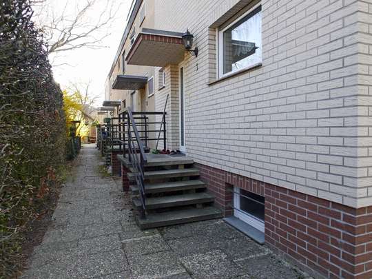Sanierungsbedürftiges Reihenhaus in ruhiger Lage - Bild 7