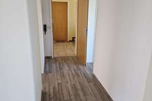 Dachgeschosswohnung WG geeignet – Lochheimer Straße 35, 69124 Kirchheim, Heidelberg – Vorschaubild 2