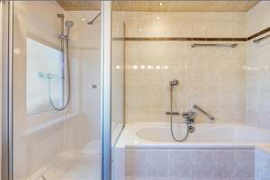 Property thumbnail 16