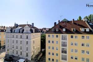 Denkmalgeschützte - in 2 Wohnungen aufgeteilte Wohnung -Selbst wohnen und nebenan vermieten. – Die vollständige Adresse der Immobilie erhältst du vom Anbieter., 80803 Neuschwabing, München – Vorschaubild 1