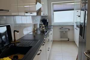 Helle 3,5 Zimmerwohnung 