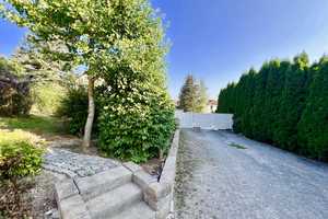 wunderschönes, großzügiges Wohnhaus in ruhiger und beliebter Lage in Meiningen zu verkaufen – Lerchenweg 16, 98617 Schmalkalden-Meiningen (Kreis) – Vorschaubild 2