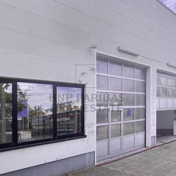 Hallen- und Büroflächen in Garching