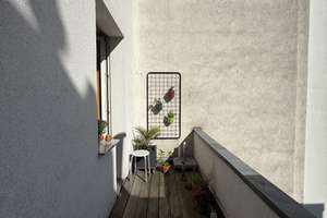 Charmantes Altbau-Mehrfamilienhaus mit Gewerbeeinheit im Innenhof in begehrter Innenstadtlage – 40211 Stadtmitte, Düsseldorf – Vorschaubild 9