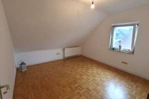3 ½ R. Wohnung mit Balkon und zwei Bädern in Oberhausen-Dümpten (ruhige Lage) – Die vollständige Adresse der Immobilie erhältst du vom Anbieter., 46047 Schlad, Oberhausen – Vorschaubild 5