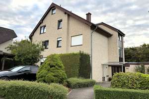 Schön geschnittene und renovierte 3-Zimmer-Wohnung in Hoberge-Uerentrup mit großem Balkon