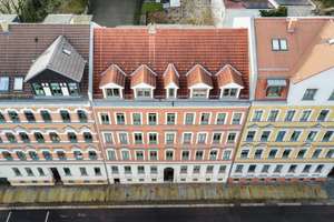 BEZUGSFREI // DACHGESCHOSSWOHNUNG MIT LOGGIA IN GOHLIS // ALTBAUCHARME TRIFFT ZEITGEMÄSSES WOHNEN – Die vollständige Adresse der Immobilie erhältst du vom Anbieter., 4157 Gohlis-Mitte, Leipzig – Vorschaubild 2