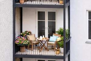 Renovierter Altbau am Lietzensee. Ruhige Gartenhauswohnung mit Neubaubalkon