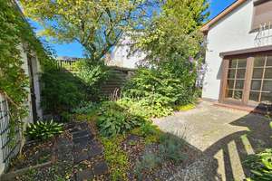**VERKAUFT**

*Charmantes Familienhaus mit Traumgarten* – Die vollständige Adresse der Immobilie erhältst du vom Anbieter., 25337 Kölln-Reisiek – Vorschaubild 9