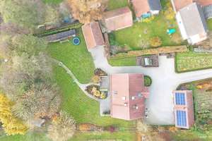 Idyllisches Einfamilienhaus mit liebevoll angelegtem Garten und herrlicher Naturkulisse – Die vollständige Adresse der Immobilie erhältst du vom Anbieter., 85290 Geisenfeld – Vorschaubild 4