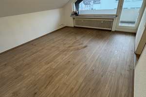 Renovierte 2-Zimmer-Dachgeschosswohnung mit Balkon – Königstraße 8, 58097 Altenhagen, Hagen – Vorschaubild 3