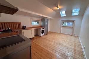 Dachetage in Stilaltbauvilla am Kurpark! 4 ZKB - 117 m² mit Dielen + EBK  € 1.600,- + NK – Die vollständige Adresse der Immobilie erhältst du vom Anbieter., 65193 Nordost, Wiesbaden – Vorschaubild 4