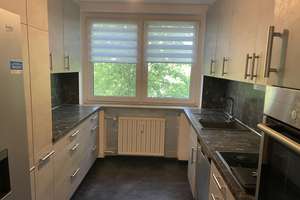 Renovierte 4-Zimmer-Wohnung mit zwei Balkonen und Tiefgaragenstellplatz!! – Die vollständige Adresse der Immobilie erhältst du vom Anbieter., 90441 Hohe Marter, Nürnberg – Vorschaubild 6