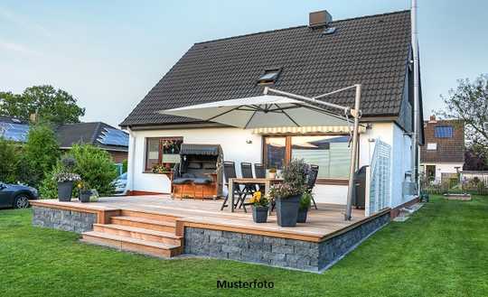 Freistehendes Einfamilienhaus + provisionsfrei +