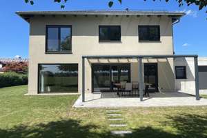 Provisionsfrei! – Freistehendes Einfamilienhaus, moderne Stadtvilla, Bj. 2023, familienfreundlich – Die vollständige Adresse der Immobilie erhältst du vom Anbieter., 84079 Bruckberg – Vorschaubild 4