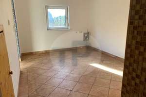 RESERVIERT!
ÄLTERES EINFAMILIENHAUS MIT DOPPELGARAGE UND NEBENGEBÄUDE – Die vollständige Adresse der Immobilie erhältst du vom Anbieter., 94474 Vilshofen an der Donau – Vorschaubild 5