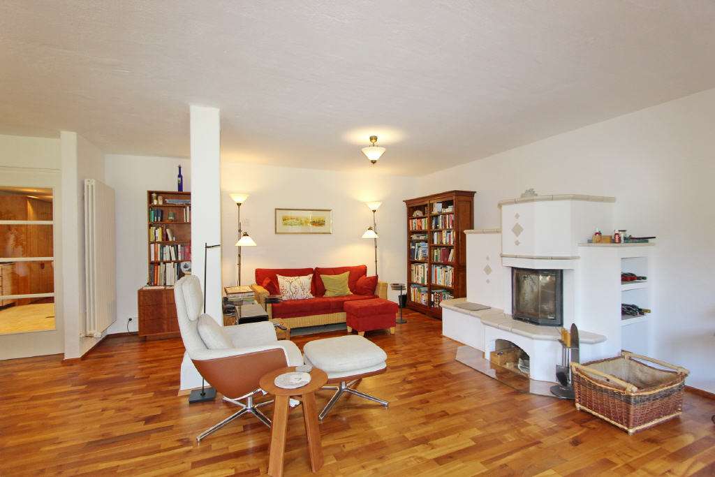 Immobilie in Waldburg - Wunderschönes Landhaus in Traumlage auf über 4.500 qm Grund mit ca. 400 qm toll ausgebauter Wo - Bild 4