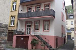 Gepflegtes Haus mit 2 Ferienwohnungen in Zell an der Mosel – Die vollständige Adresse der Immobilie erhältst du vom Anbieter., 56856 Zell (Mosel) – Vorschaubild 1