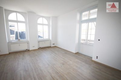 Komplett sanierte 3-Raum-Wohnung mit großer Dachterrasse mitten im Zentrum von Annaberg-Buchholz!!