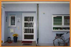 Hereinspaziert in Ihr neues Zuhause ! Top gepflegtes Reihenhaus in zentraler Lage zu verkaufen ! – Zell am Harmersbach, Ortenaukreis, 77736 Ortenaukreis – Vorschaubild 3