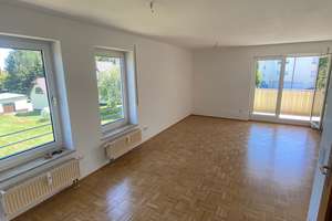 Frei ab 1.11.26  - Bad mit Wanne+Dusche+Fenster / Garage u.v.m.