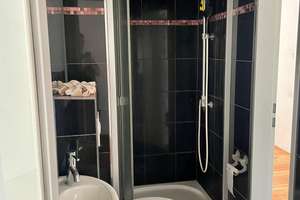 BEZUGSFREIE, Helle 4-Zimmer Wohnung mit Balkon im 3. OG in Berlin-Kreuzberg  KEIN MAKLER +  NO AGENT – Die vollständige Adresse der Immobilie erhältst du vom Anbieter., 10961 Kreuzberg, Berlin – Vorschaubild 1
