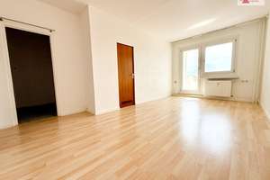 Balkonwohnung - 3-Raum - Geyer - ruhige, zentrumsnahe Lage am Waldrand!